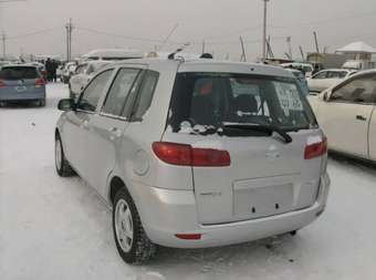 2003 Mazda Demio Pictures