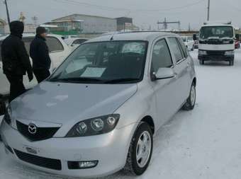 2003 Mazda Demio Pictures