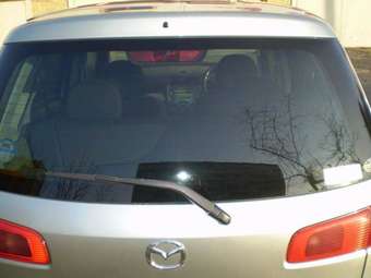 2003 Mazda Demio Pictures