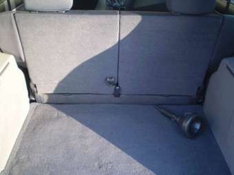 2003 Mazda Demio Images