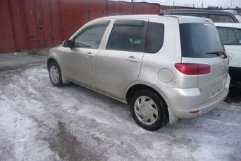 2003 Mazda Demio