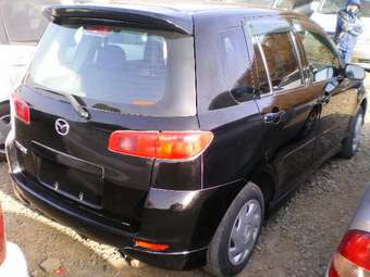 2003 Mazda Demio Pictures
