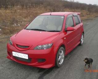 2003 Mazda Demio Photos