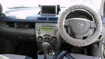 2003 Mazda Demio Wallpapers