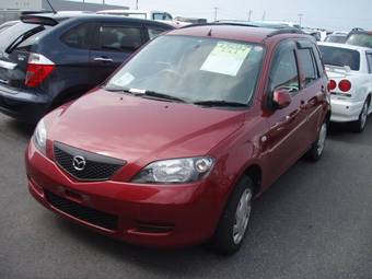 2003 Mazda Demio Pictures