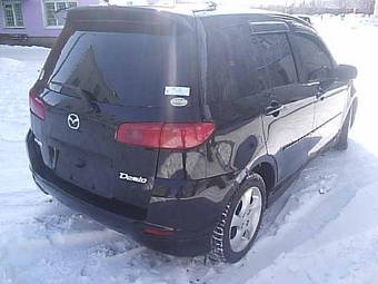 2003 Mazda Demio Photos