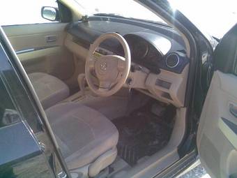 2003 Mazda Demio Photos