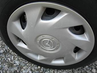 2003 Mazda Demio Wallpapers