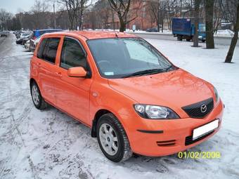 2003 Mazda Demio Pics