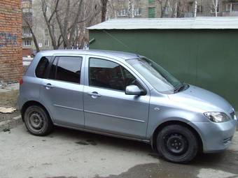2003 Mazda Demio Pics