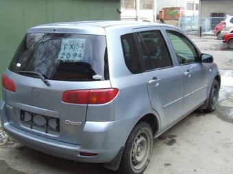 2003 Mazda Demio Pictures