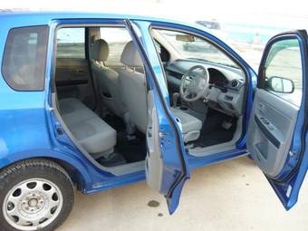 2003 Mazda Demio Wallpapers