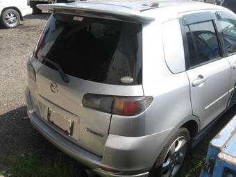 2003 Mazda Demio Pictures