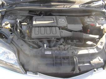 2003 Mazda Demio Pictures