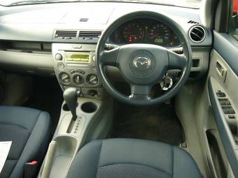 2003 Mazda Demio Wallpapers