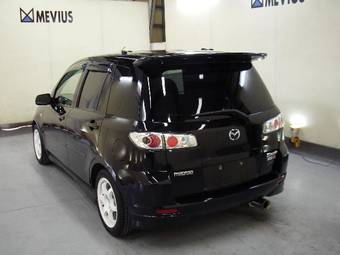 2003 Mazda Demio Pictures