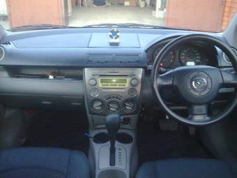 2003 Mazda Demio Pics