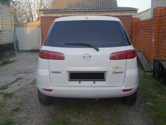 2003 Mazda Demio Pictures