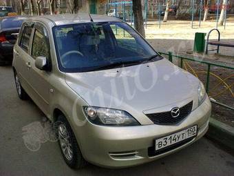 2003 Mazda Demio Pictures