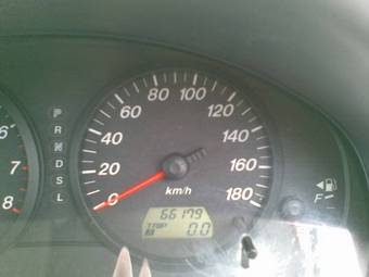2003 Mazda Demio Images