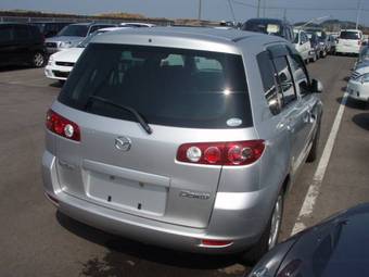 2003 Mazda Demio Pictures