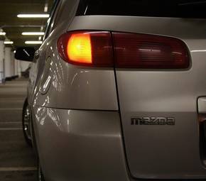 2003 Mazda Demio Pics