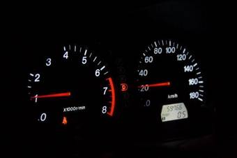 2003 Mazda Demio Photos