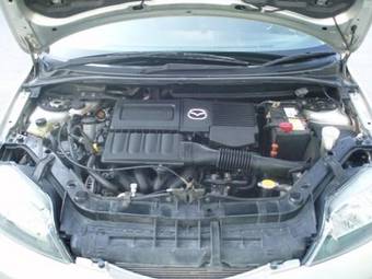 2003 Mazda Demio Images