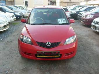 2003 Mazda Demio Pictures