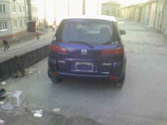 2003 Mazda Demio Photos