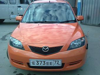 2003 Mazda Demio Pictures