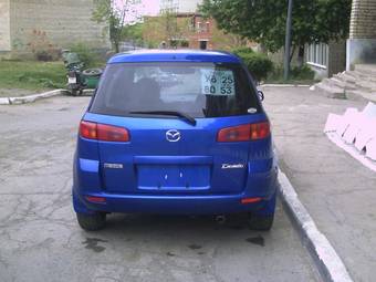 2003 Mazda Demio Photos