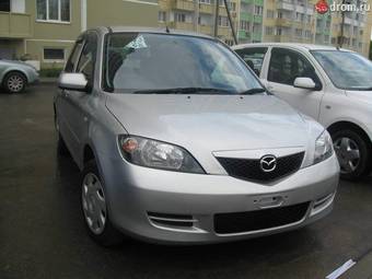 2003 Mazda Demio Pics
