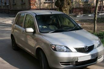 2003 Mazda Demio Wallpapers