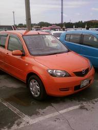 2003 Mazda Demio Photos
