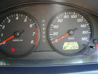 2003 Mazda Demio Pictures