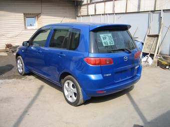 2003 Mazda Demio Pictures