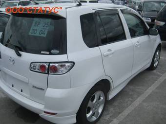 2003 Mazda Demio Pictures