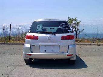 2003 Mazda Demio Photos