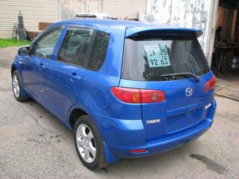 2003 Mazda Demio Pictures