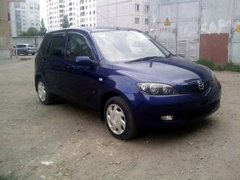 2003 Mazda Demio Pictures