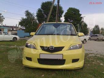 2003 Mazda Demio Pictures