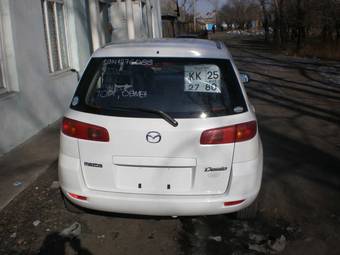 2003 Mazda Demio Photos