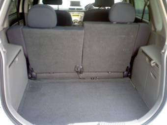 2003 Mazda Demio Pictures