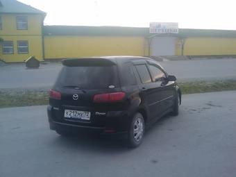 2003 Mazda Demio Photos