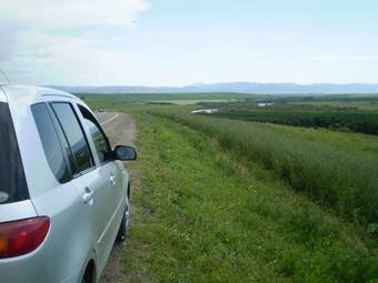 2003 Mazda Demio Pictures