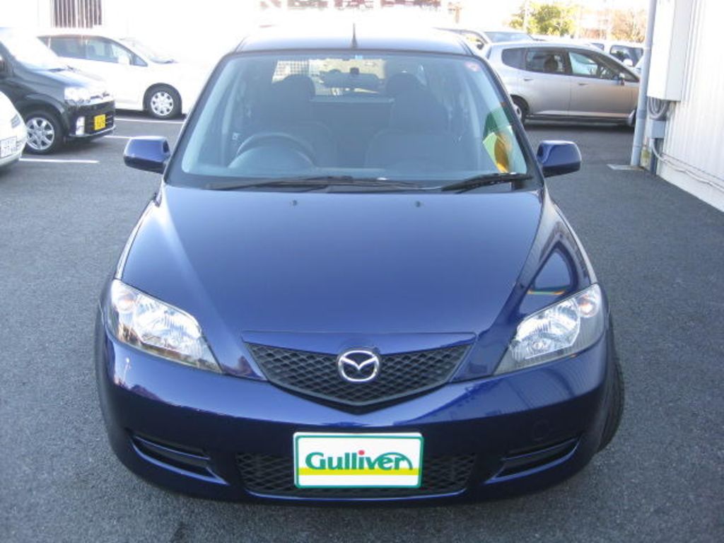 2004 Mazda Demio