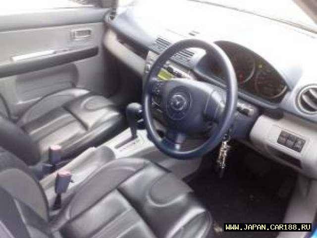 2004 Mazda Demio