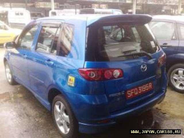 2004 Mazda Demio