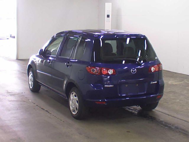 2004 Mazda Demio